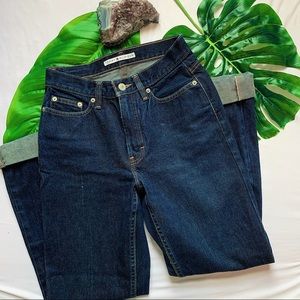 VINTAGE Tommy Hilfiger Jeans!!